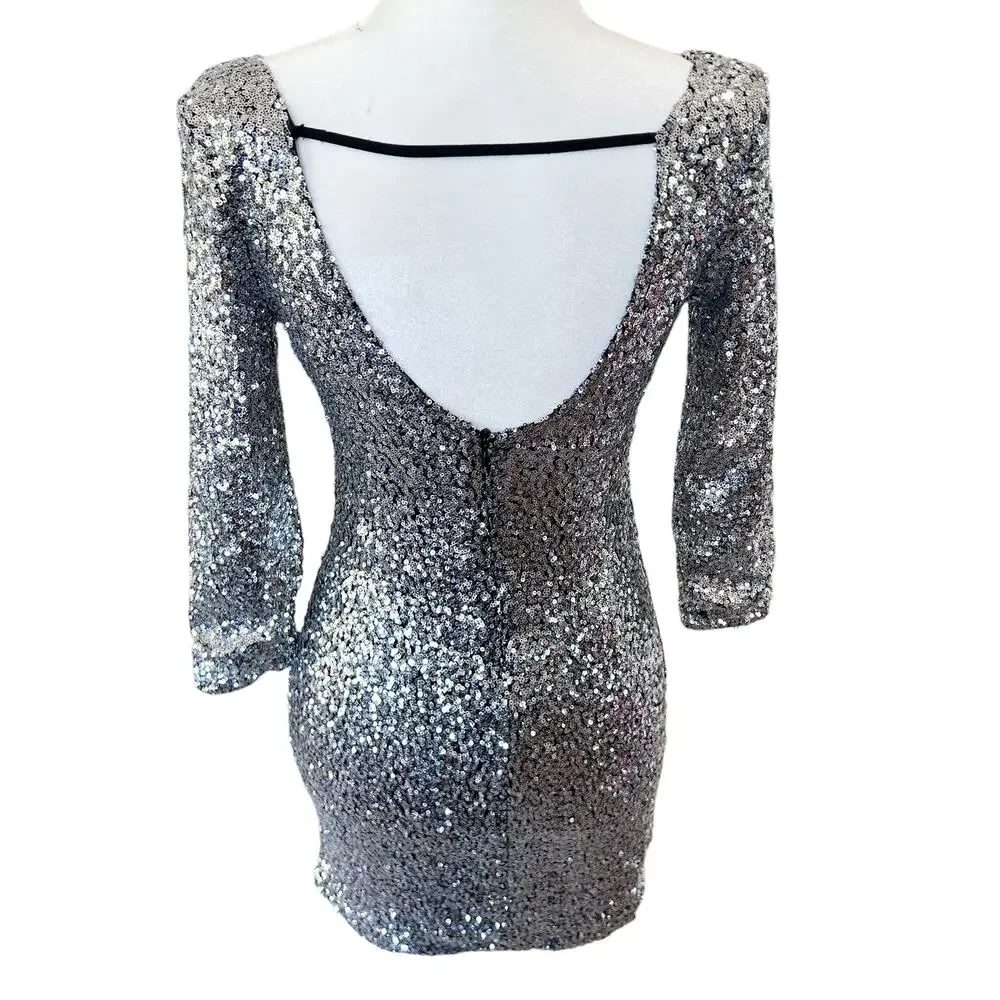 Windsor Sequin Dress Womens Small Silver Mini‎ Bodycon NYE Holiday Glam Party